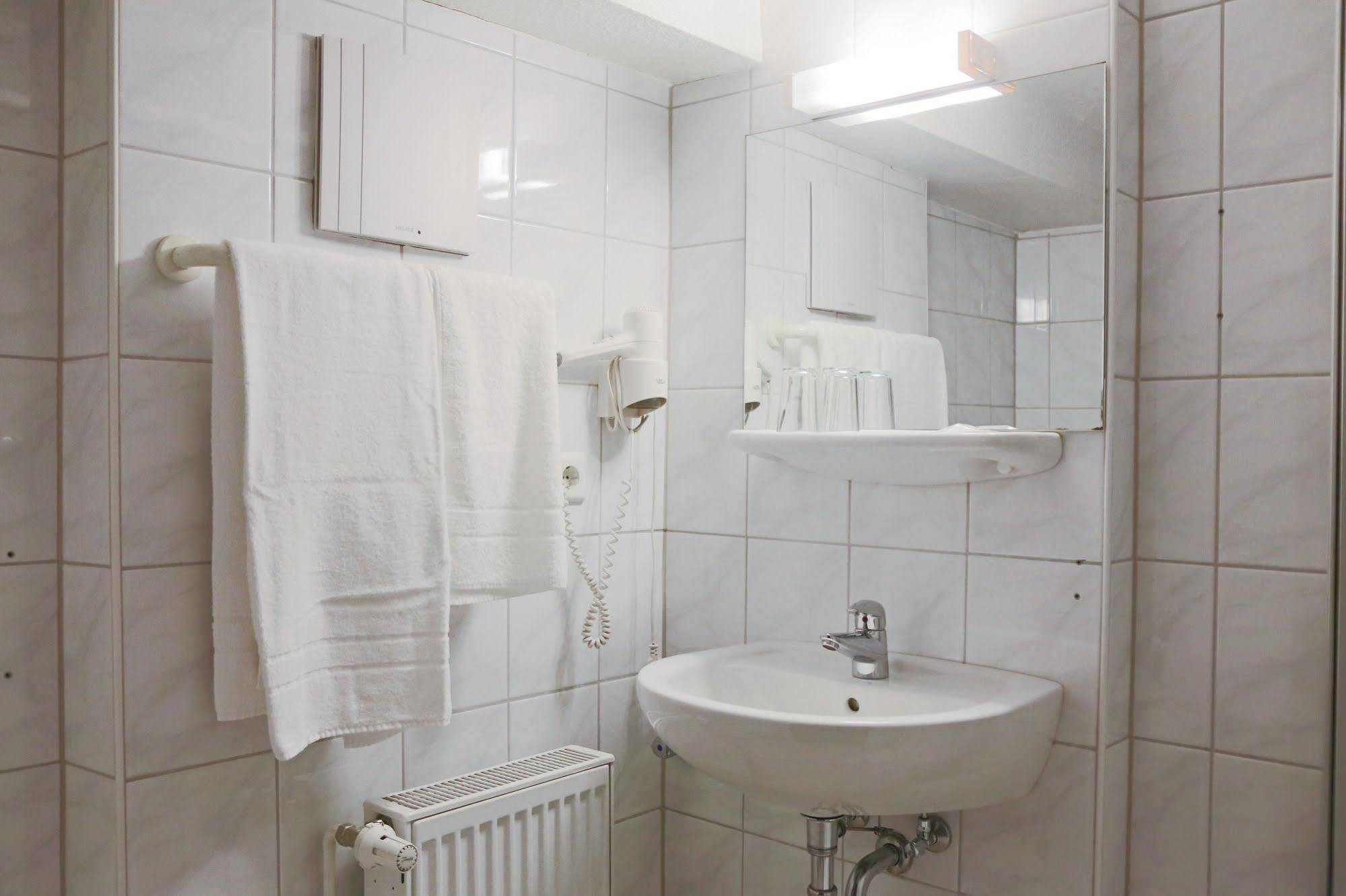 Hotel Haus Landgraf ヴァルドルフ エクステリア 写真